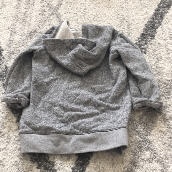 ⚡️$4 FLASH SALE⚡️ Sweatshirt Gray Baby Gap 2T - Picture 8 of 8
